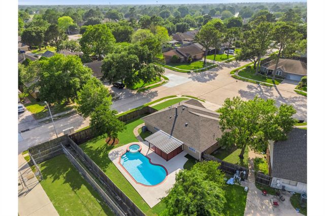 11014 Rippling Fields Court, Houston, TX 77064