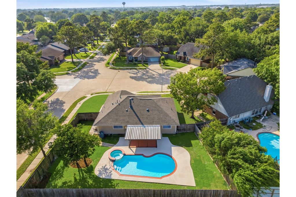 11014 Rippling Fields Court, Houston, TX 77064