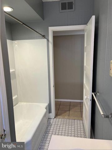 116 HADDON AVE, Collingswood, NJ 08108