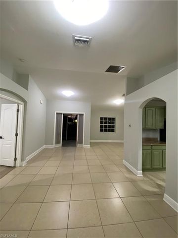 5100 Hanna AVE N, Lehigh Acres, FL 33971