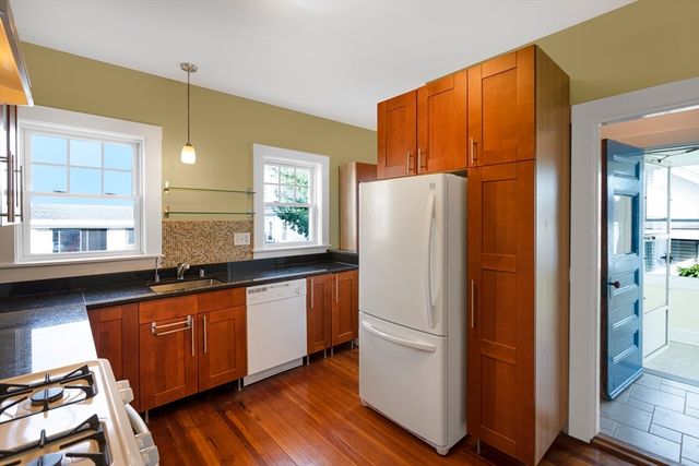 159 Langdon Ave 159, Watertown, MA 02472