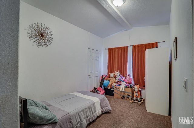 6601 Eucalyptus Drive 221, Bakersfield, CA 93306