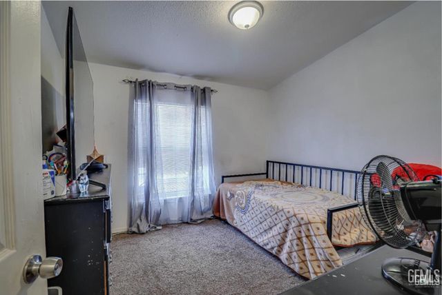 6601 Eucalyptus Drive 221, Bakersfield, CA 93306