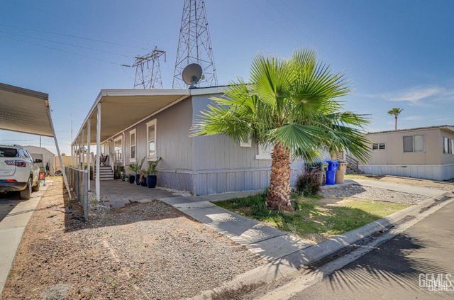6601 Eucalyptus Drive 221, Bakersfield, CA 93306