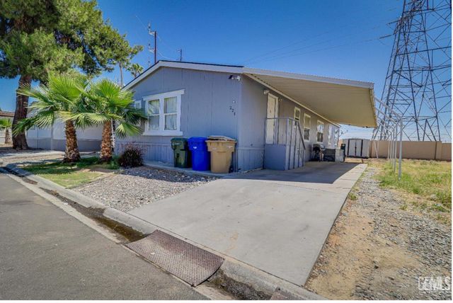 6601 Eucalyptus Drive 221, Bakersfield, CA 93306