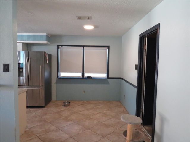 1112 N Heron Drive, Seabrook, TX 77586