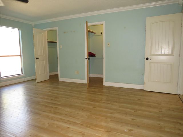 1112 N Heron Drive, Seabrook, TX 77586