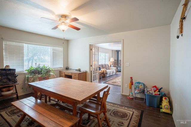 794 Park Ave, Twin Falls, ID 83301