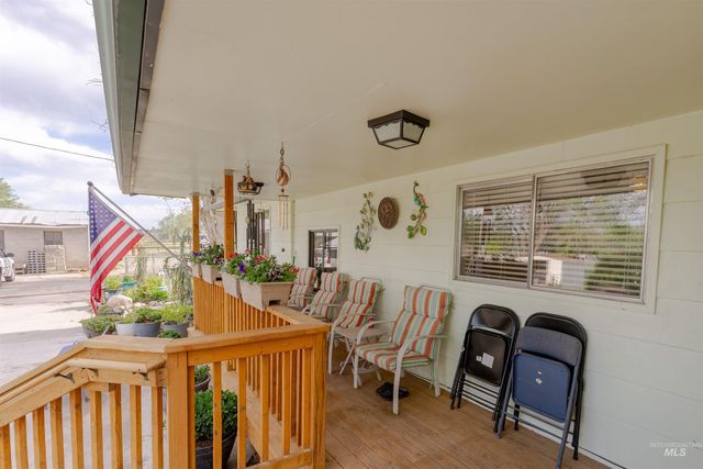 794 Park Ave, Twin Falls, ID 83301