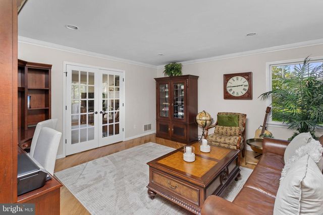 44 WALTERS RD, Robbinsville, NJ 08691