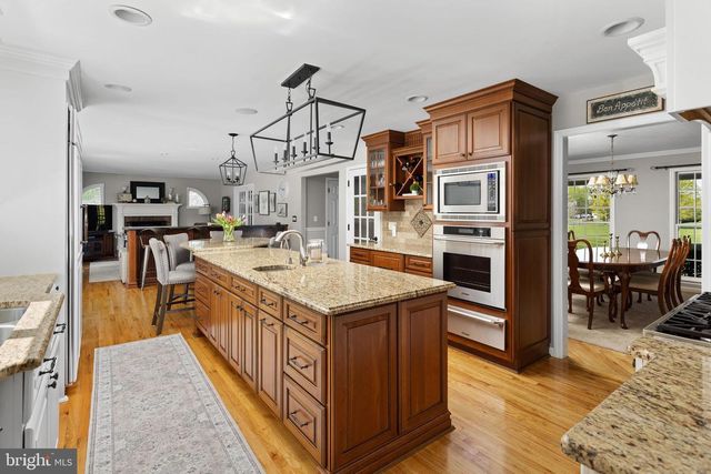 44 WALTERS RD, Robbinsville, NJ 08691