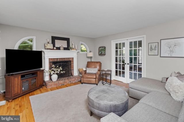44 WALTERS RD, Robbinsville, NJ 08691