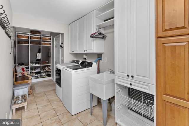 44 WALTERS RD, Robbinsville, NJ 08691