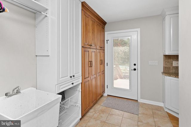44 WALTERS RD, Robbinsville, NJ 08691
