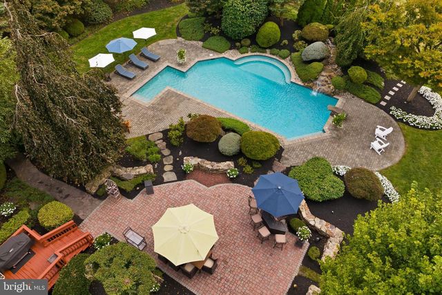 44 WALTERS RD, Robbinsville, NJ 08691