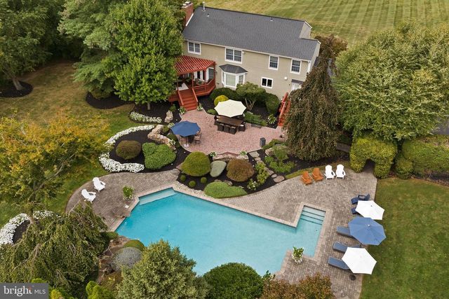 44 WALTERS RD, Robbinsville, NJ 08691