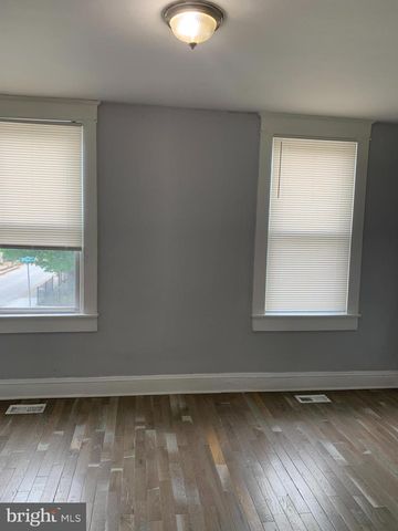 2516 BARCLAY ST, Baltimore, MD 21218
