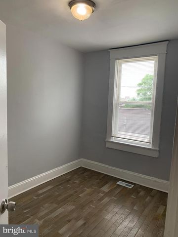 2516 BARCLAY ST, Baltimore, MD 21218