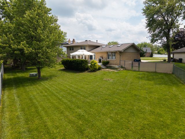 12320 Tim Tam Court, Orland Park, IL 60467