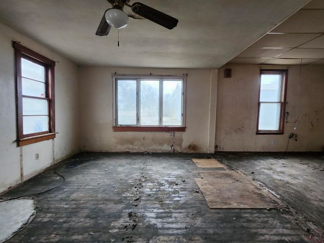 201 N Main Street, Yale, IA 50277