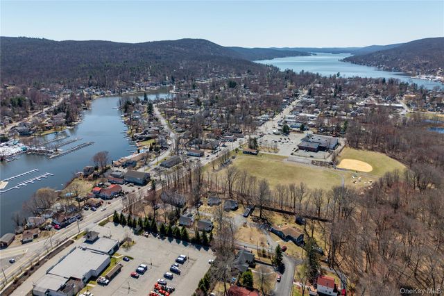 1100 State Route 17A, Greenwood Lake, NY 10925