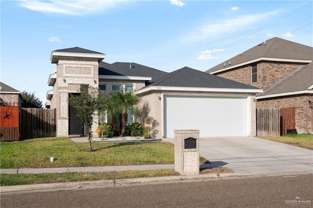 1903 W Webster Drive, Edinburg, TX 78542