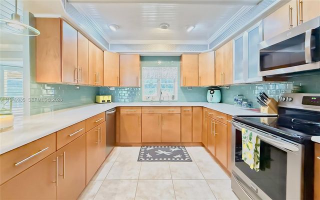 19280 SW 304th St, Homestead, FL 33030