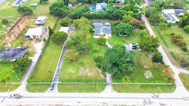 19280 SW 304th St, Homestead, FL 33030