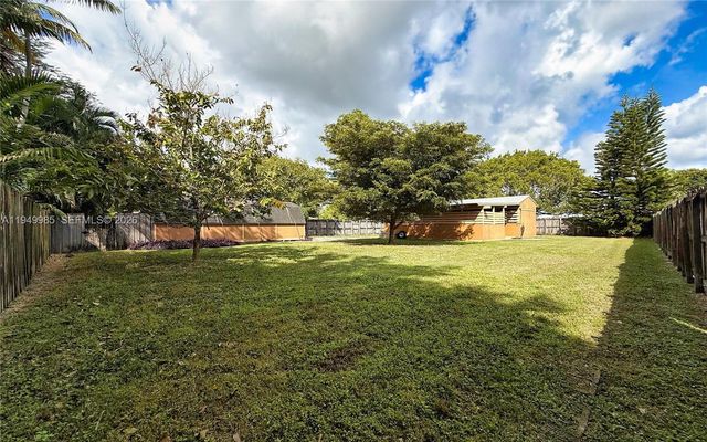 19280 SW 304th St, Homestead, FL 33030