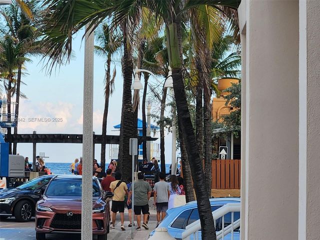 320 New York St 1, Hollywood, FL 33019