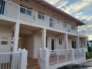 320 New York St 1, Hollywood, FL 33019