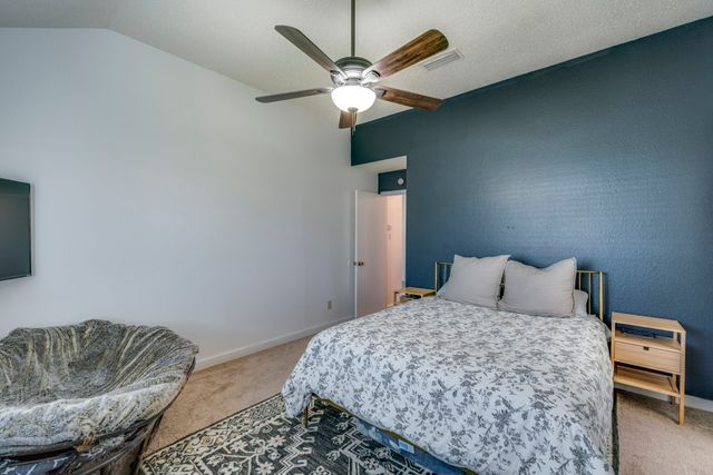 804 Simon Drive, Cedar Hill, TX 75104