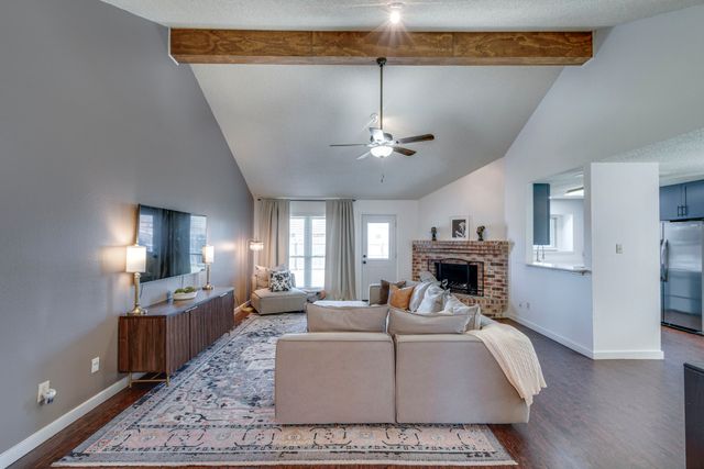804 Simon Drive, Cedar Hill, TX 75104