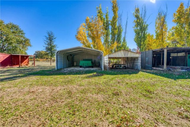 11694 Old Spruce Grove, Lower Lake, CA 95457