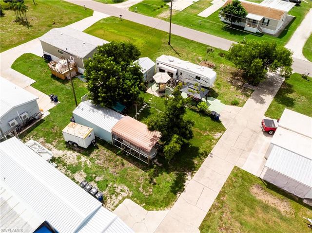 5008 Sandpiper DR, St. James City, FL 33956