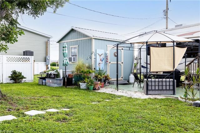 5008 Sandpiper DR, St. James City, FL 33956