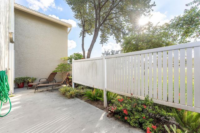 67 Eastgate Drive C, Boynton Beach, FL 33436