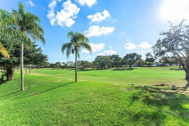67 Eastgate Drive C, Boynton Beach, FL 33436