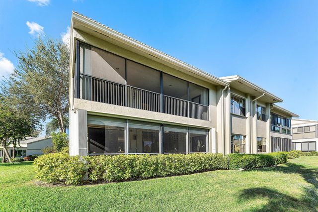 67 Eastgate Drive C, Boynton Beach, FL 33436