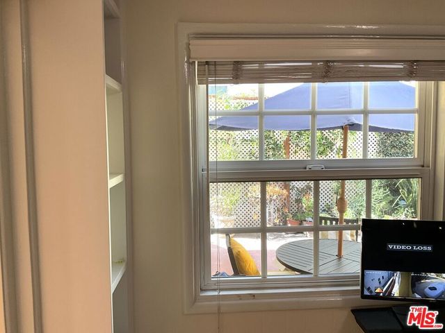 5262 N Willowcrest Avenue, Los Angeles, CA 91601