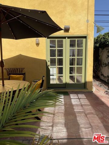 5262 N Willowcrest Avenue, Los Angeles, CA 91601