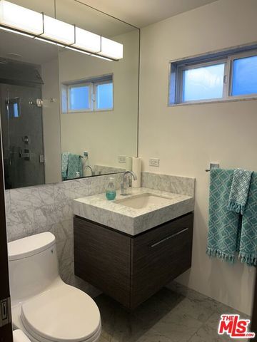 5262 N Willowcrest Avenue, Los Angeles, CA 91601
