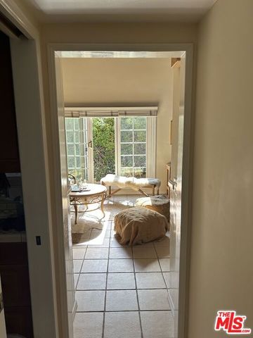 5262 N Willowcrest Avenue, Los Angeles, CA 91601