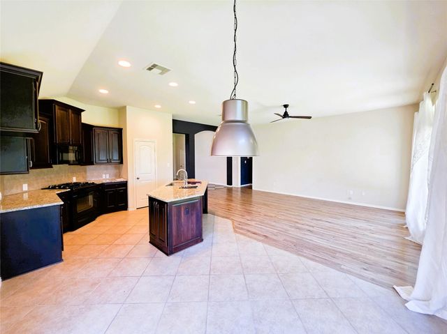 13014 Barkley Bend Lane, Houston, TX 77044