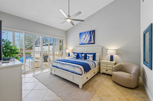 692 W Palm Aire Drive, Pompano Beach, FL 33069