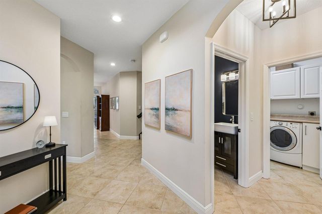 692 W Palm Aire Drive, Pompano Beach, FL 33069