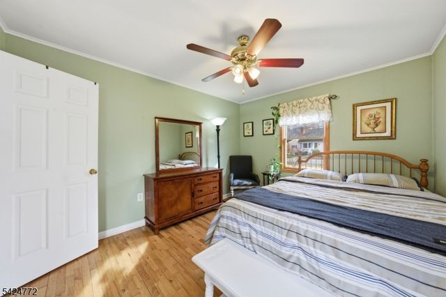 50 Skyline Lake Dr, Ringwood Boro, NJ 07456