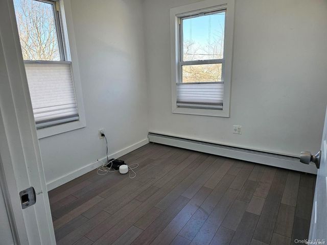 146 Kingston Boulevard, Island Park, NY 11558