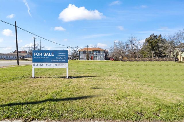 703 N Main ST, Taylor, TX 76574