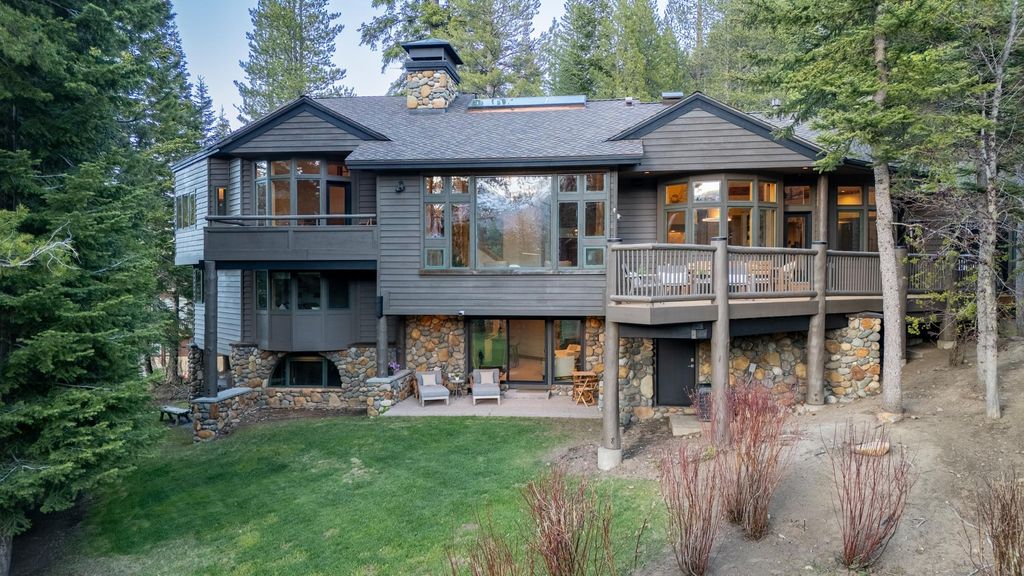 3058 Mountain Links Way, Olympic Valley, CA 96146